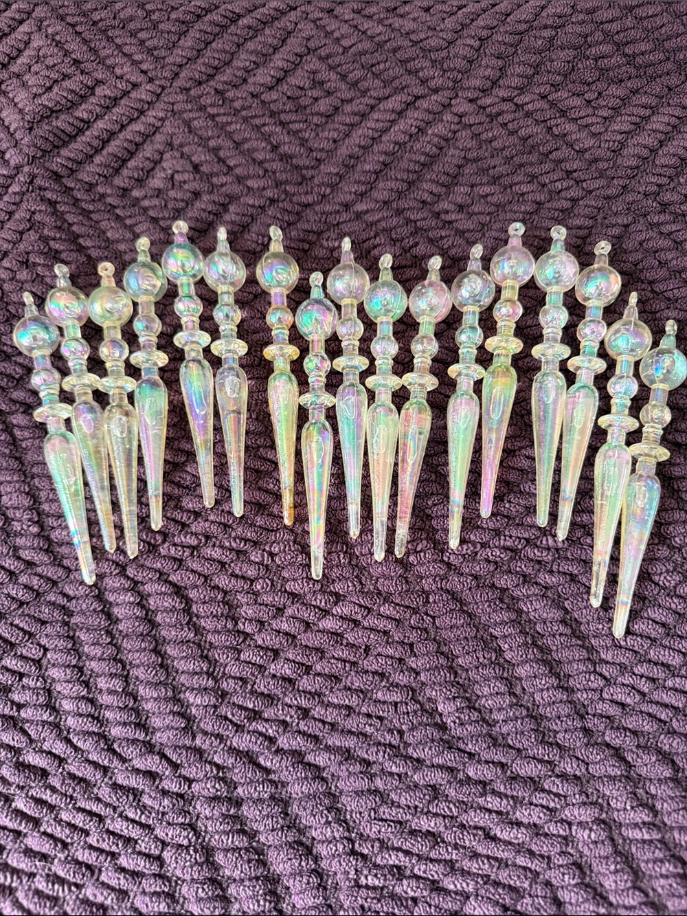 Vintage Silvestri 17 Piece Iridescent Acrylic Icicle Holiday Christmas Ornaments